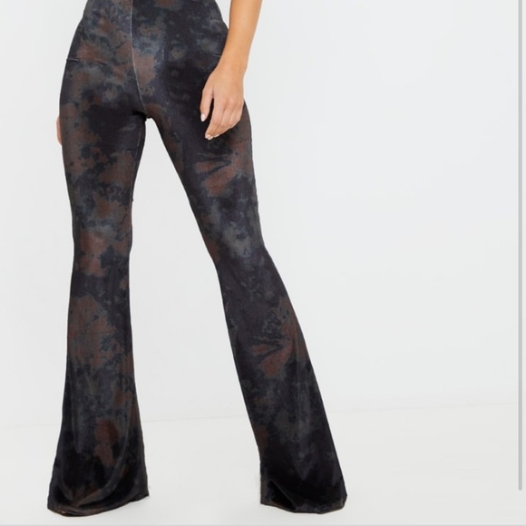 Black Tie Dye Velvet High Waisted Flared Pants - Picture 2 of 5